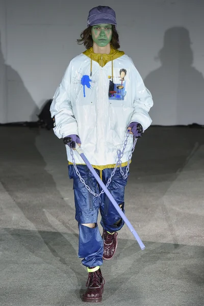 Look 42